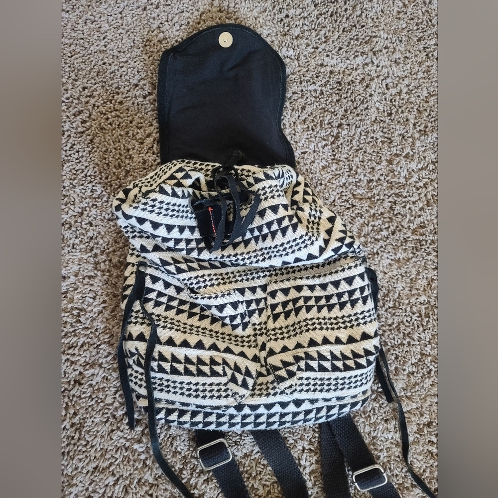 American Eagle Draw String Backpack - image 4